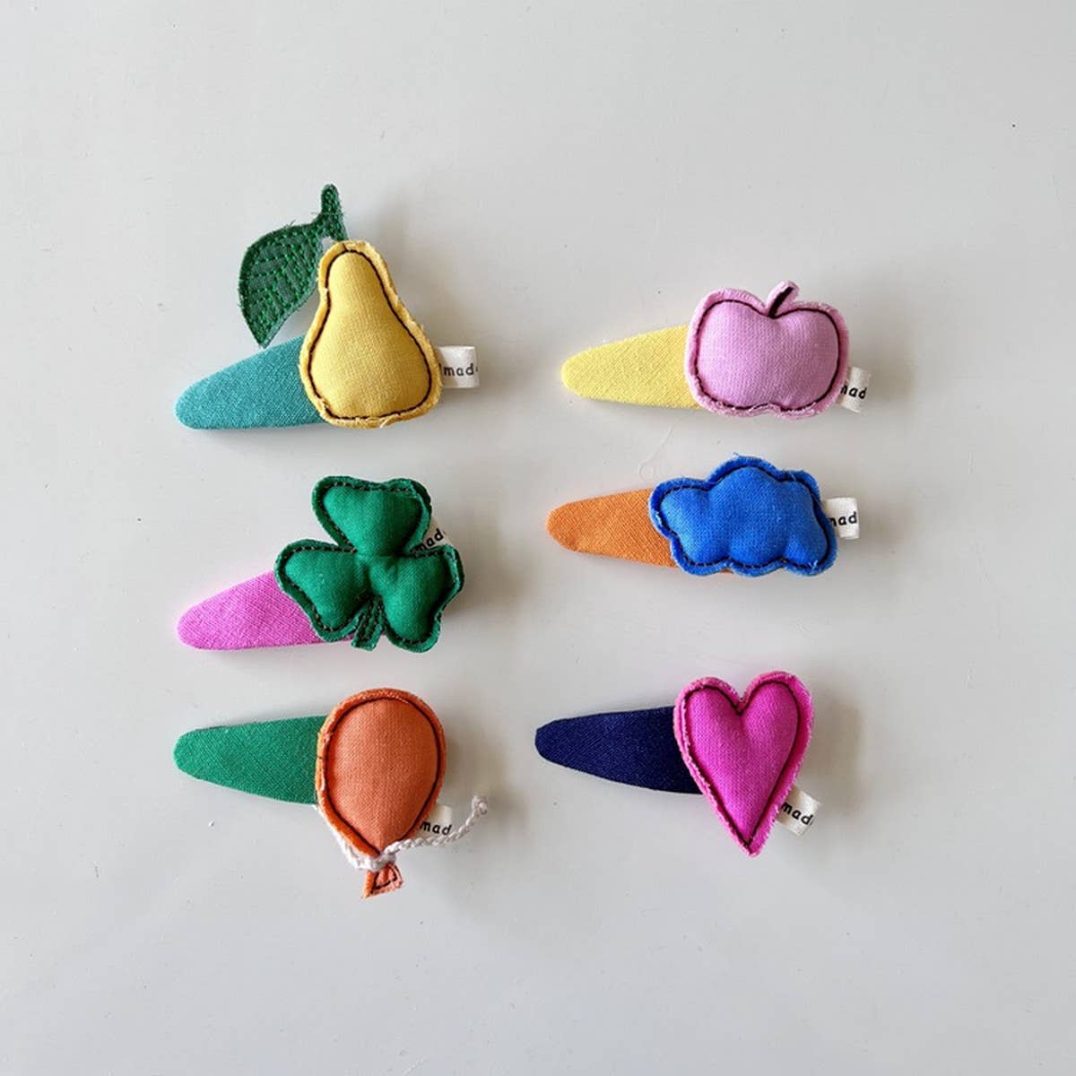 CHILDRENS FABRIC HEART CLOVER EDGE HAIRPIN_CWAHA1848