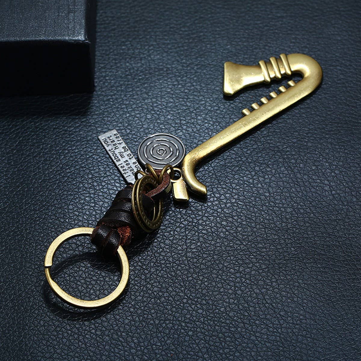 NEW COWHIDE ALLOY MUSICAL INSTRUMENT KEYCHAIN_CWMM5018