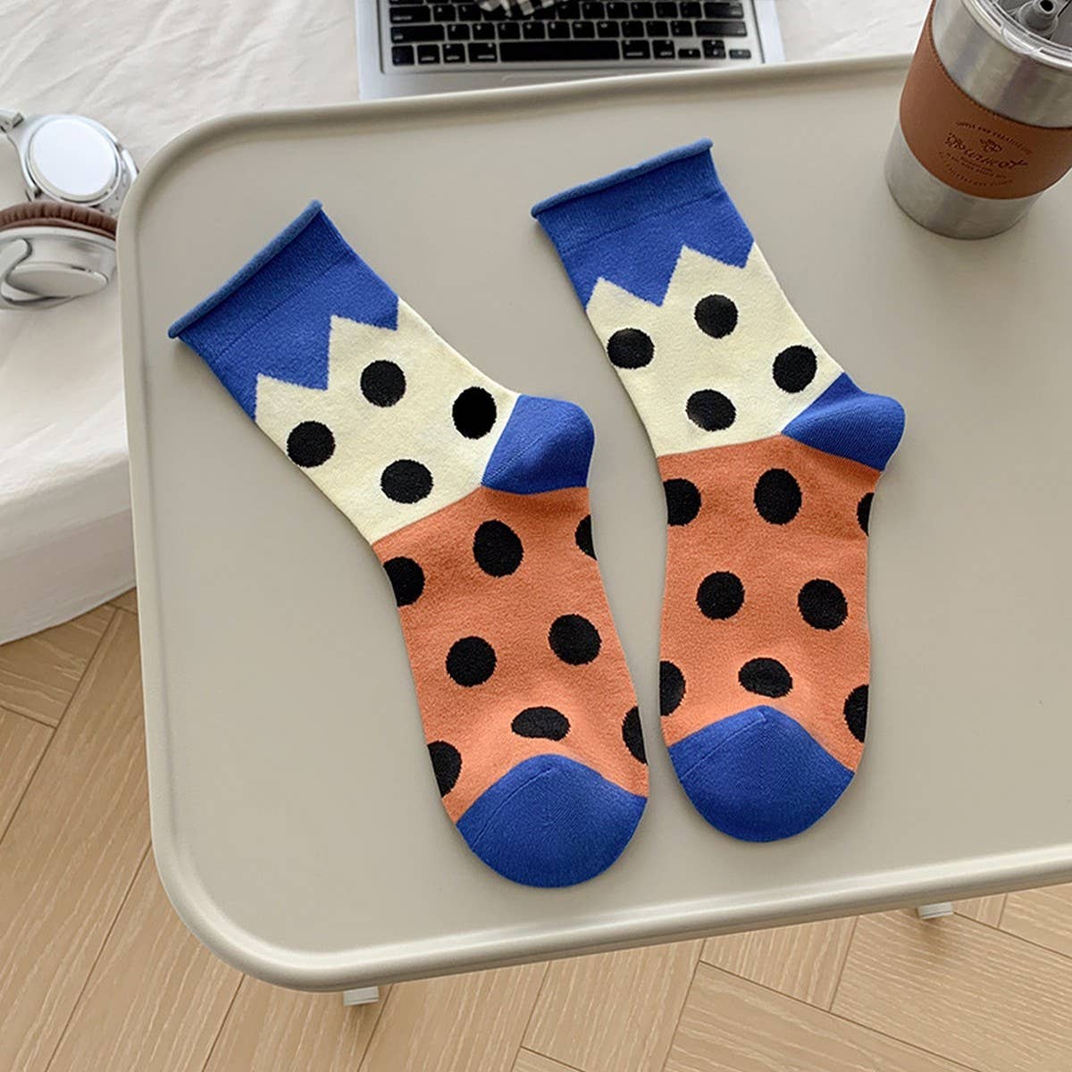 ALL SEASON PURE COTTON MID TUBE POLKA DOT SOCKS_CWMS0535