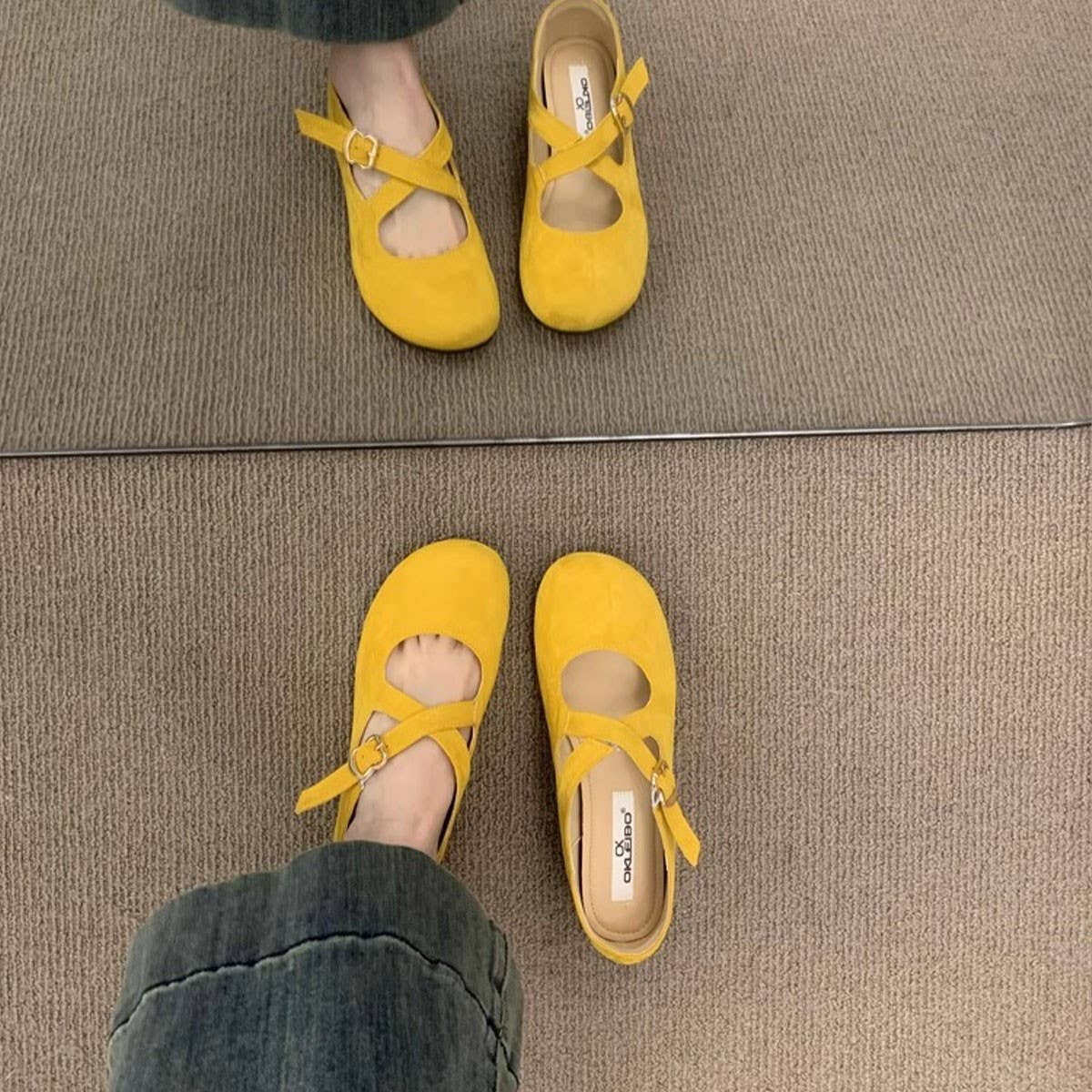 SUEDE CROSS STRAP WEDGE MARY JANE FLATS_CWSHF0129