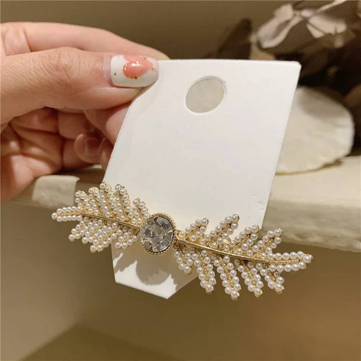 LEAF PEARL HAIR CLIP SPRING FAIRY SIDE PIN_CWAHA4789