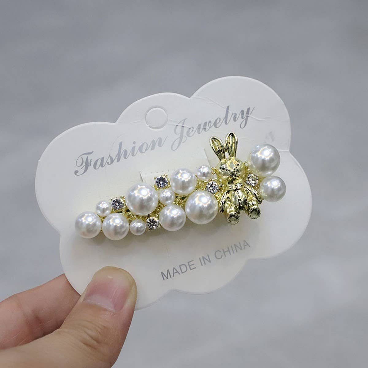 PEARL BEAR RABBIT RETRO HAIRPIN SIDECLIP BANGSCLIP_CWAHA4749