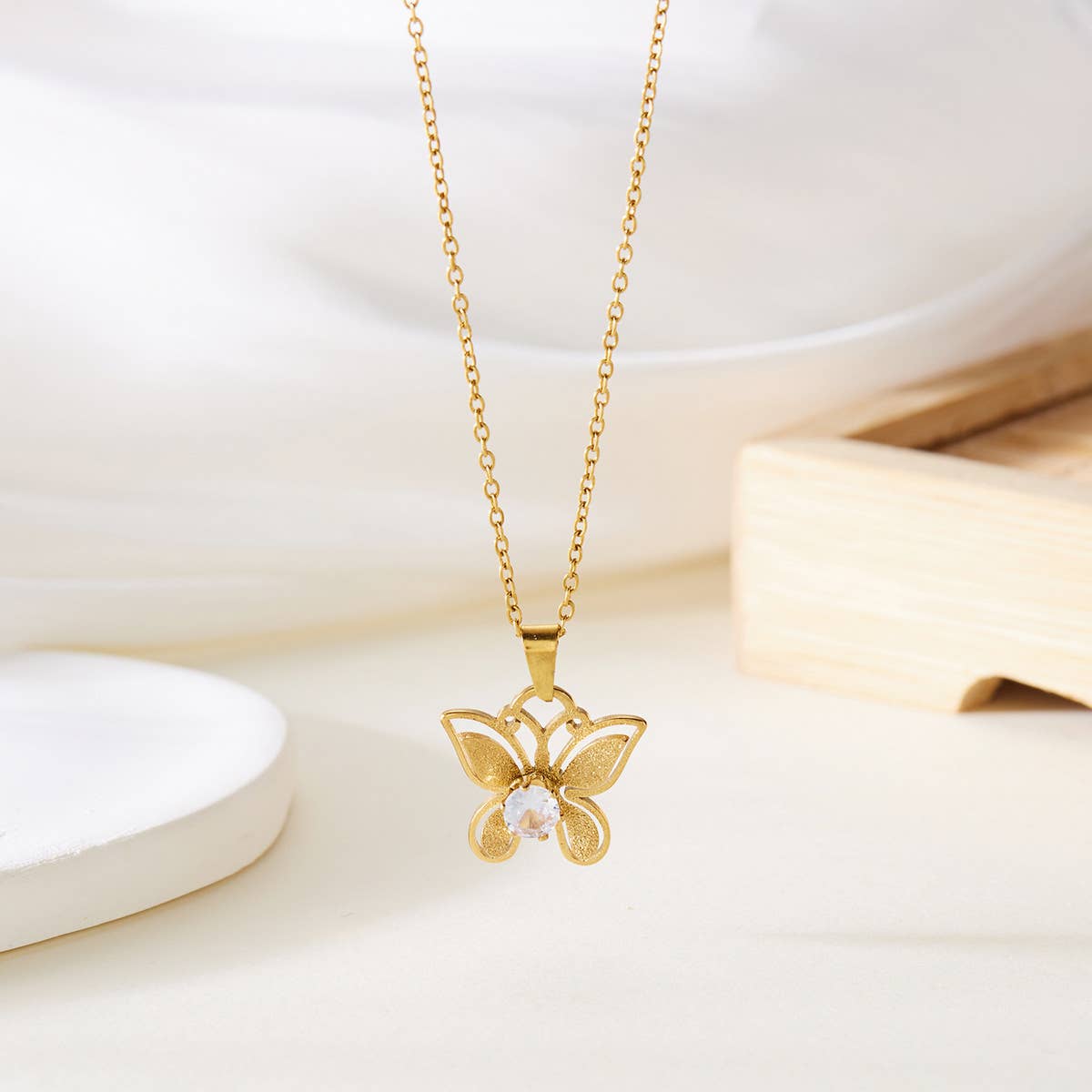 Versatile Zircon Hollow Butterfly Necklace