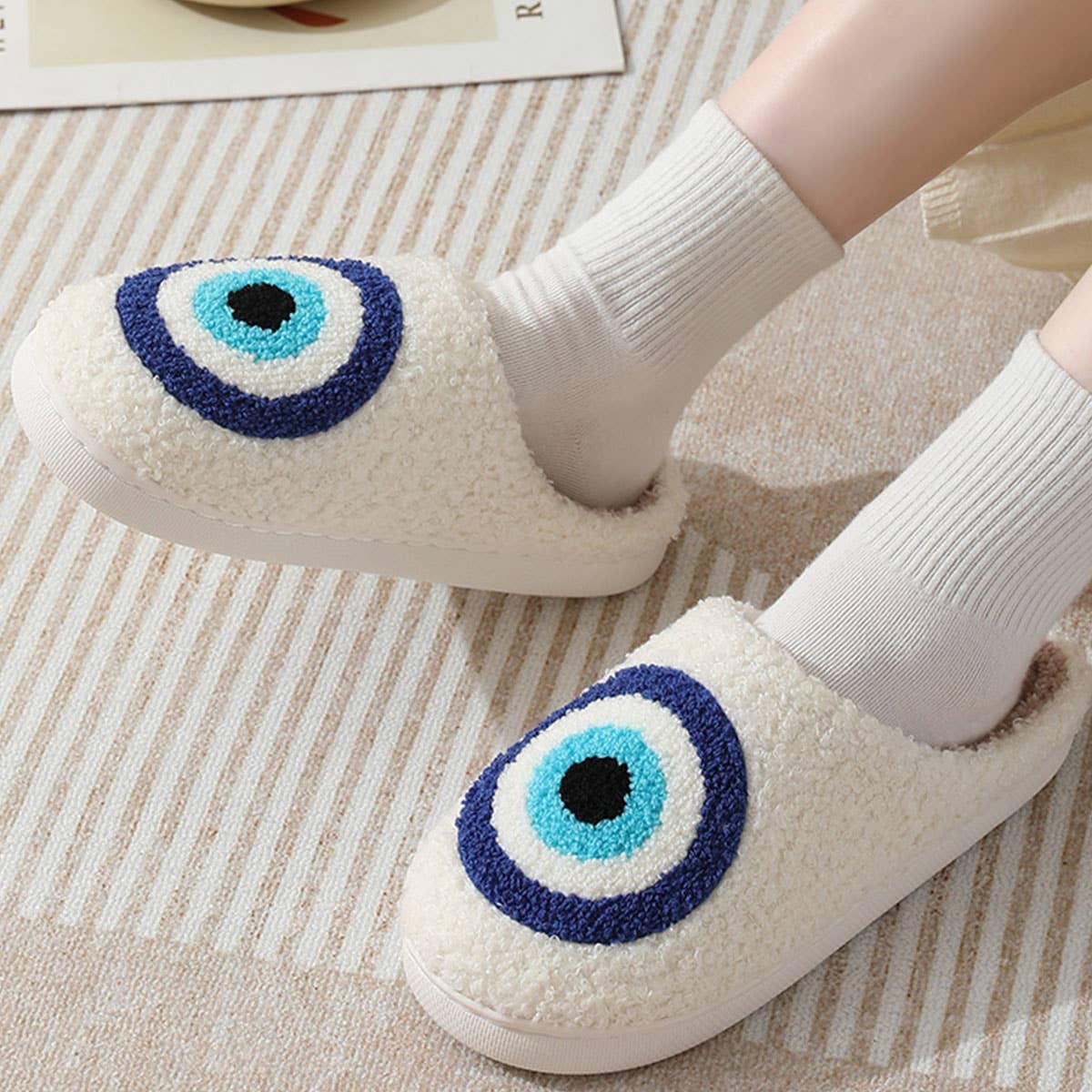 CUTE BLUE EYE INDOOR SLIPPERS FOR FALL WINTER_CWSHS0251