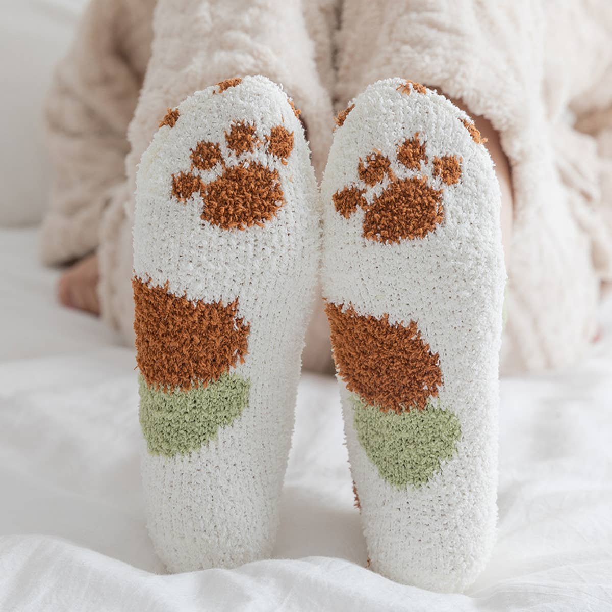 Women Padded Coral Fleece Cat Claw Socks_Cwms0331