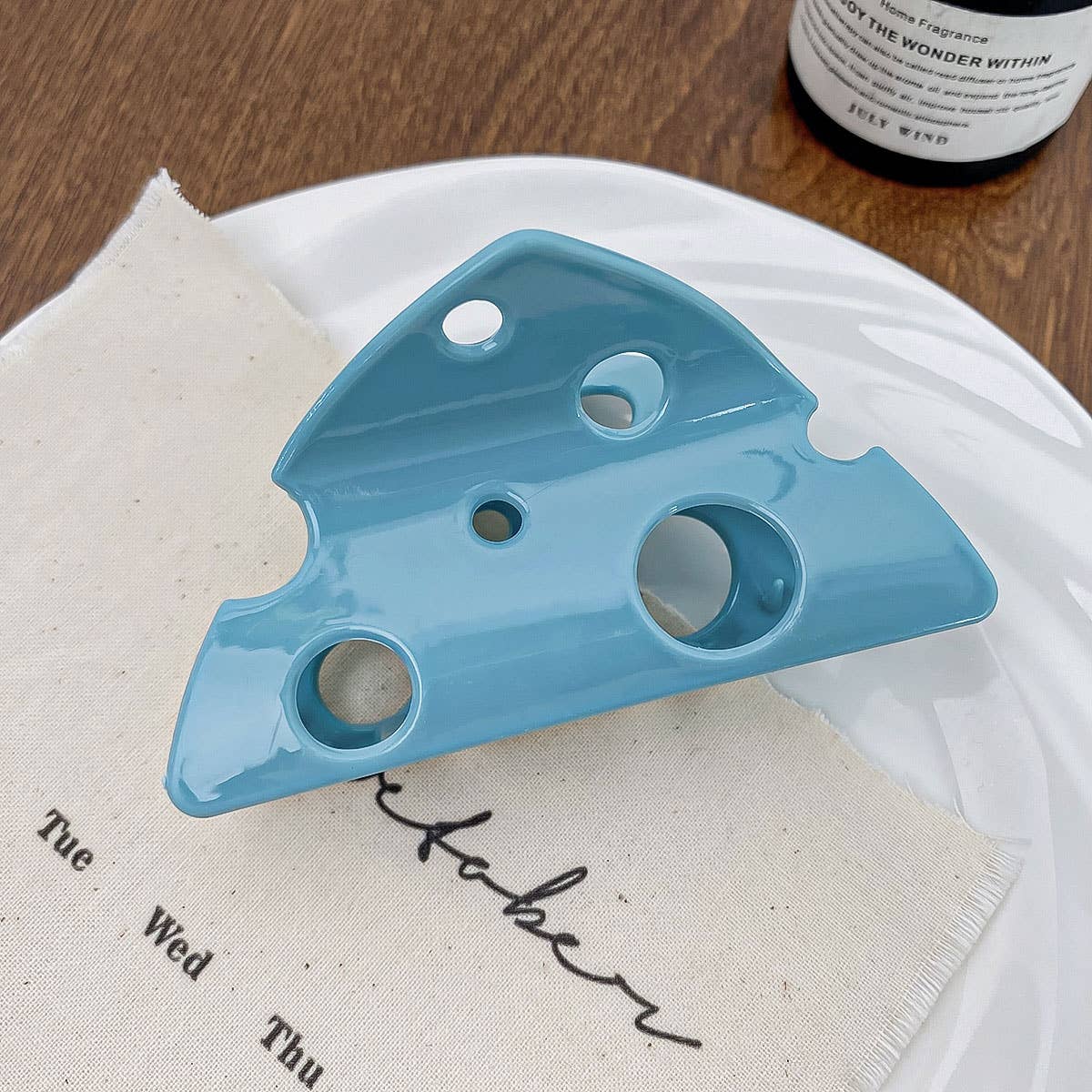 CHEESE HAIR CLAW CUTE LARGE CLIP FOR GIRLS_CWAHA0392