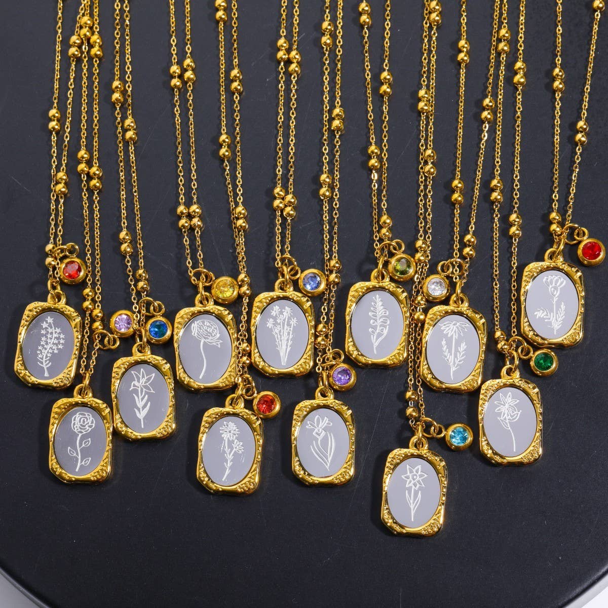 Vintage Magic Mirror Rose December Necklace_Cwmm3779