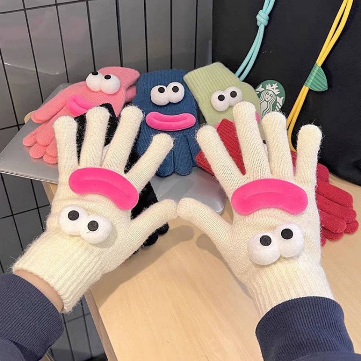 CARTOON KNITTED COLD PROOF TOUCH SCREEN GLOVES_CWAG0179