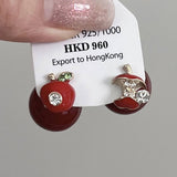 RETRO RED SMALL APPLE EARRINGS_CWAJE1309