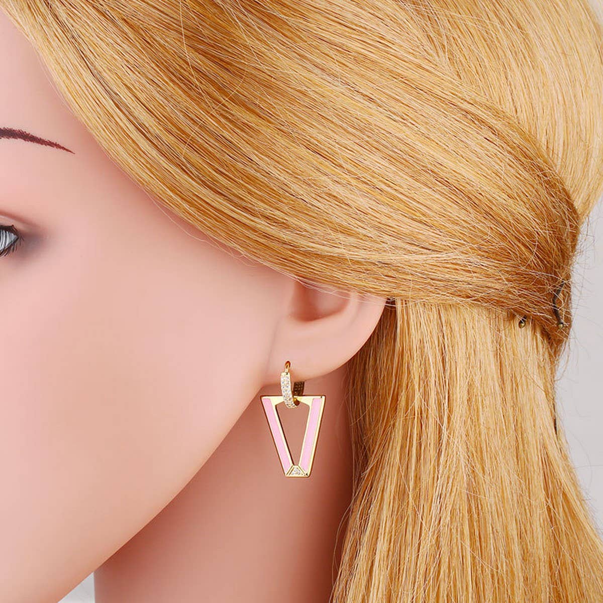 COLORFUL ZIRCON INVERTED TRIANGLE V SHAPED EARRING_CWAJE1013