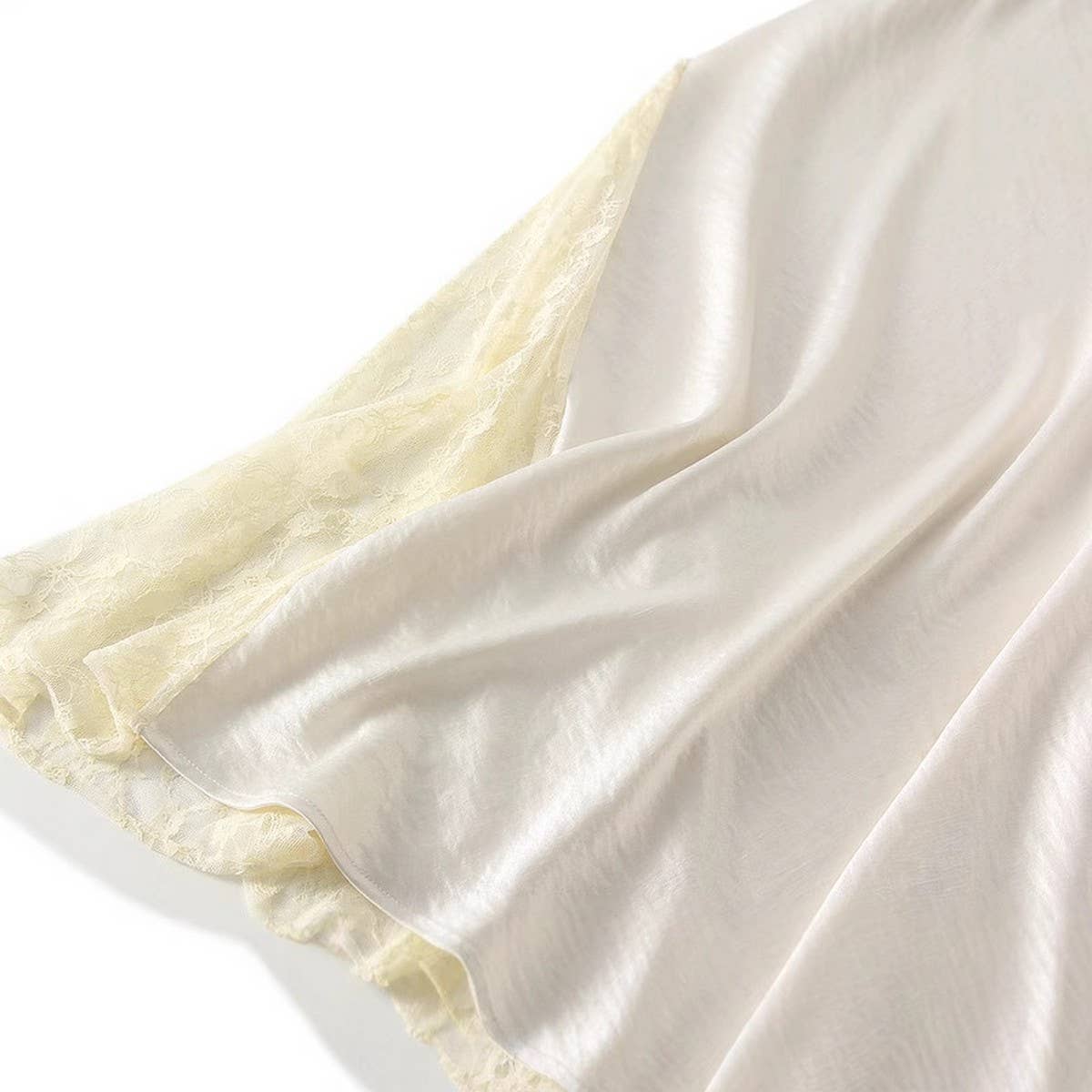 LACE PANEL SATIN FISHTAIL SLIM FIT MIDI SKIRT_CWBMS0361