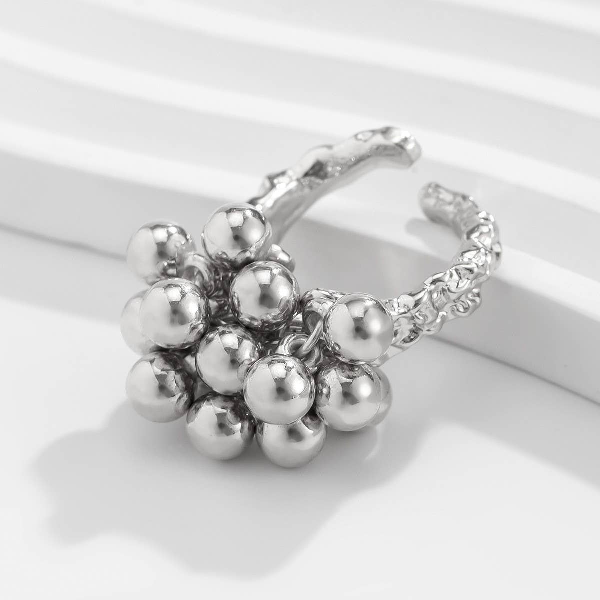 IRREGULAR GEOMETRIC ELLIPSE ALLOY WINDING RING_CWMM3229