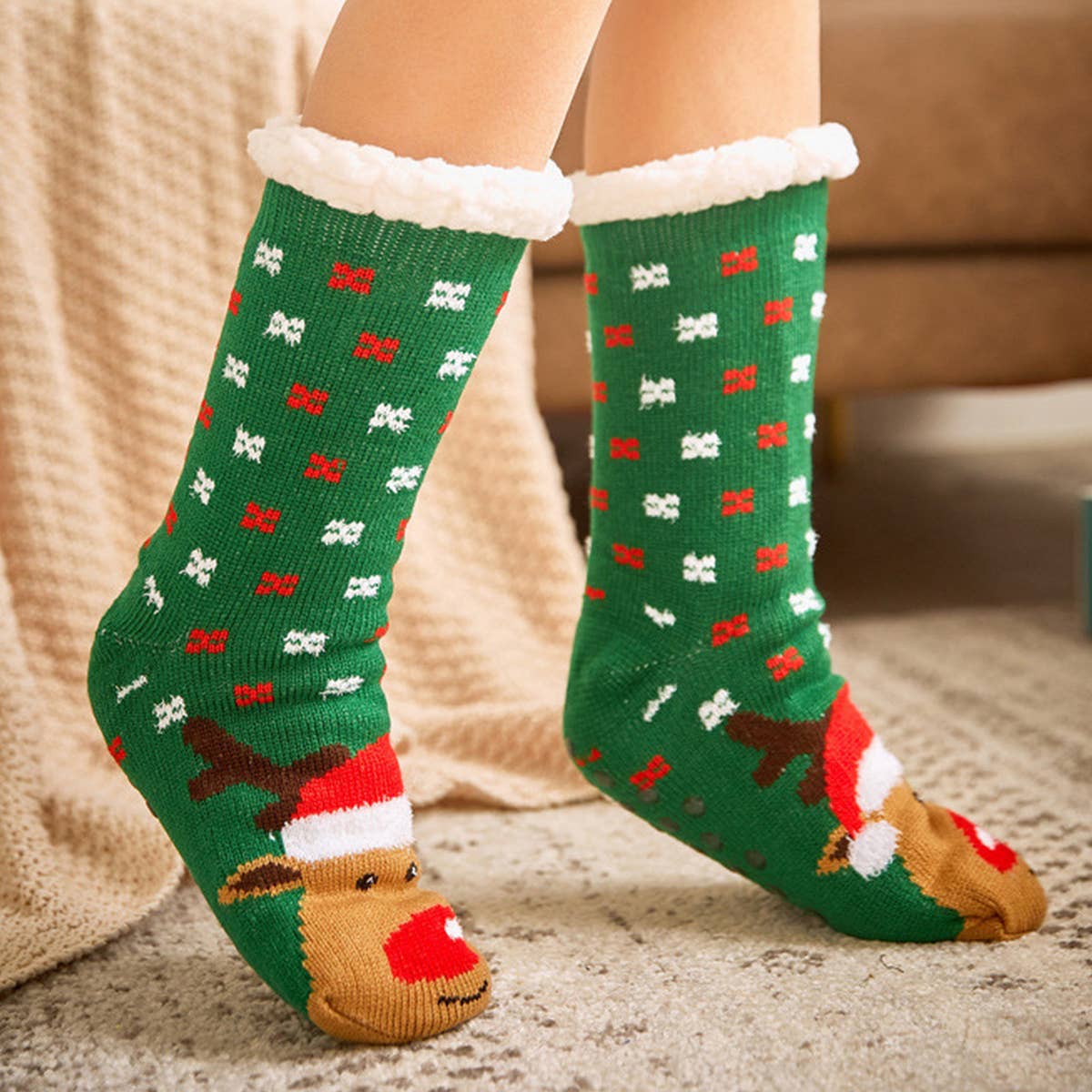 CHRISTMAS ELK MID TUBE PLUSH INDOOR SLIPPERS_CWMS0734