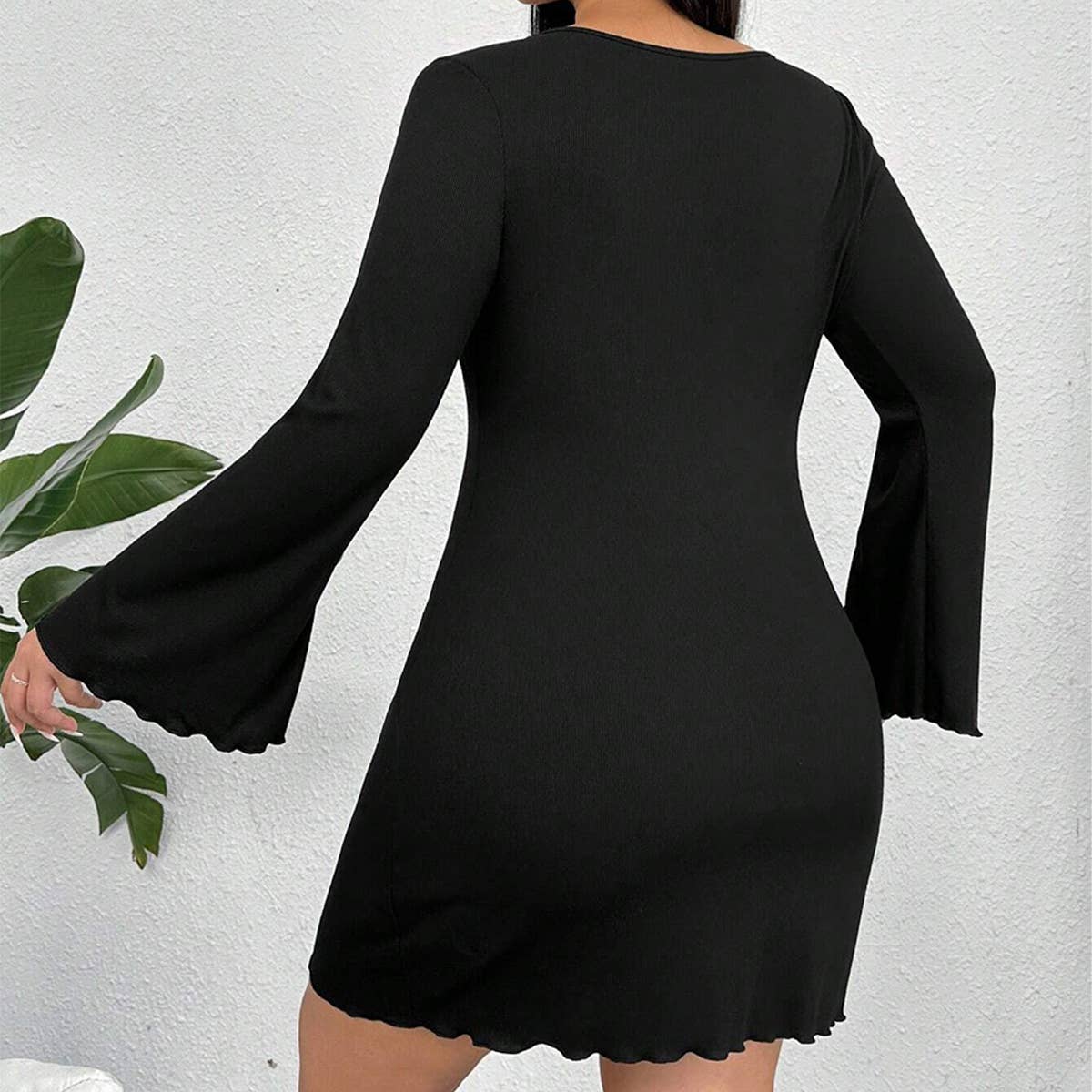 ELEGANT V NECK FITTED BODYCON BELL SLEEVE DRESS_CWDMD6068