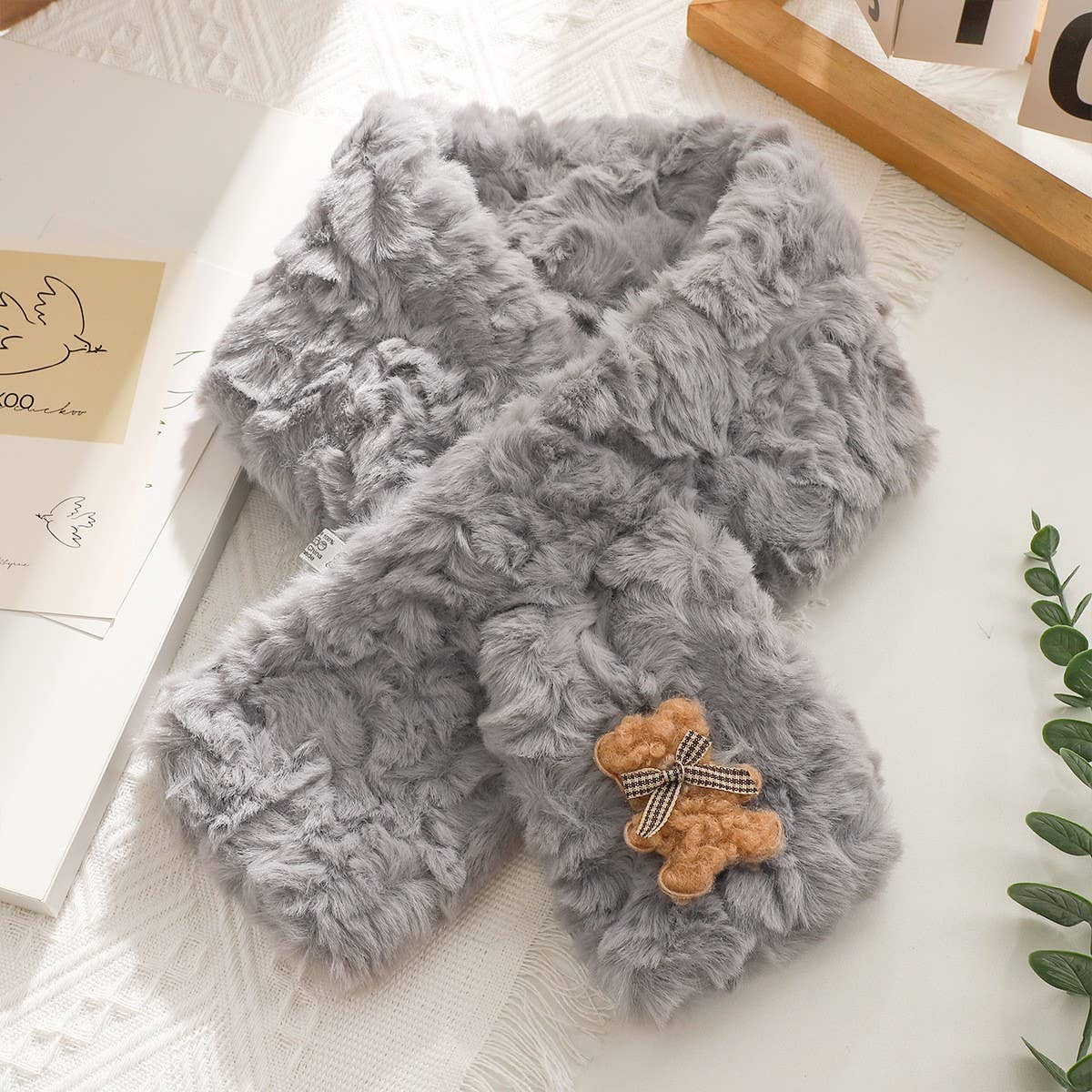 Cute Bear Embossed Warm Plush Scarf_Cwasc1253