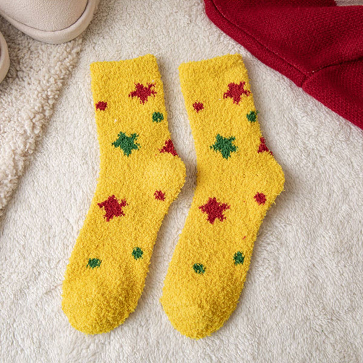 CHRISTMAS STAR PATTERN COZY SOCKS_CWMS0206