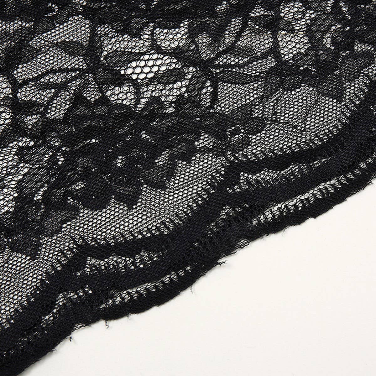 BLACK AND WHITE LACE LADIES WEDDING VEIL_CWMM1988