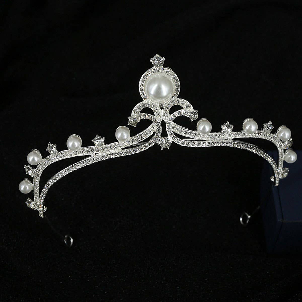 CELEBRITY STYLE BRIDAL CROWN WEDDING ACCESSORIES_CWMM2028