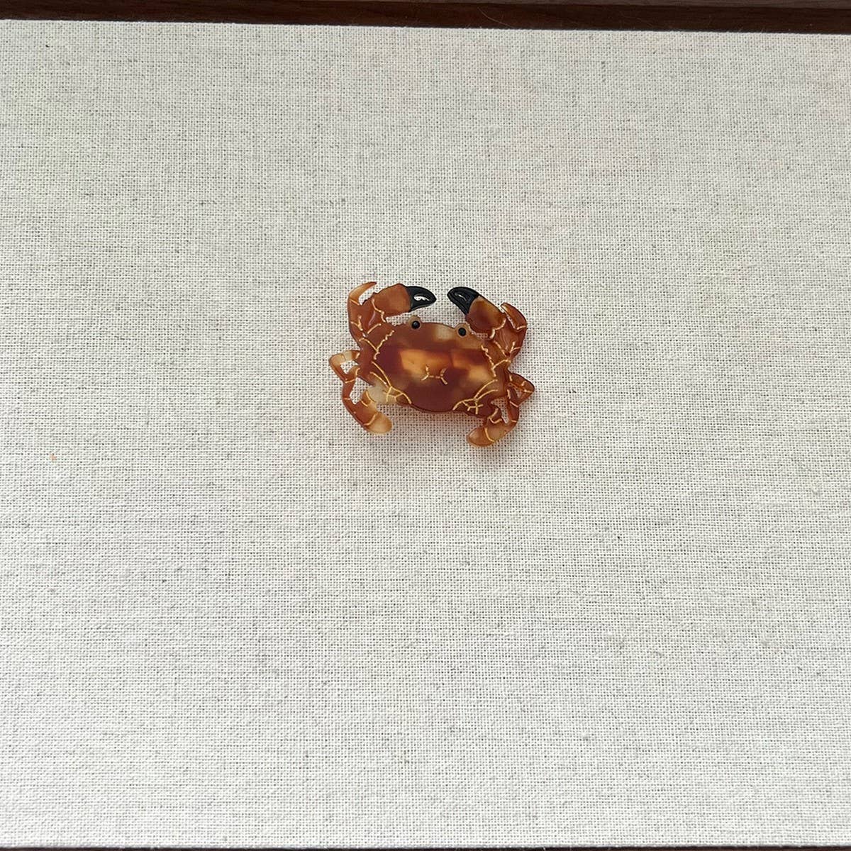 CRAB ACETATE HAIR CLAW CUTE MEDIUM DUCKBILL CLIP_CWAHA5773