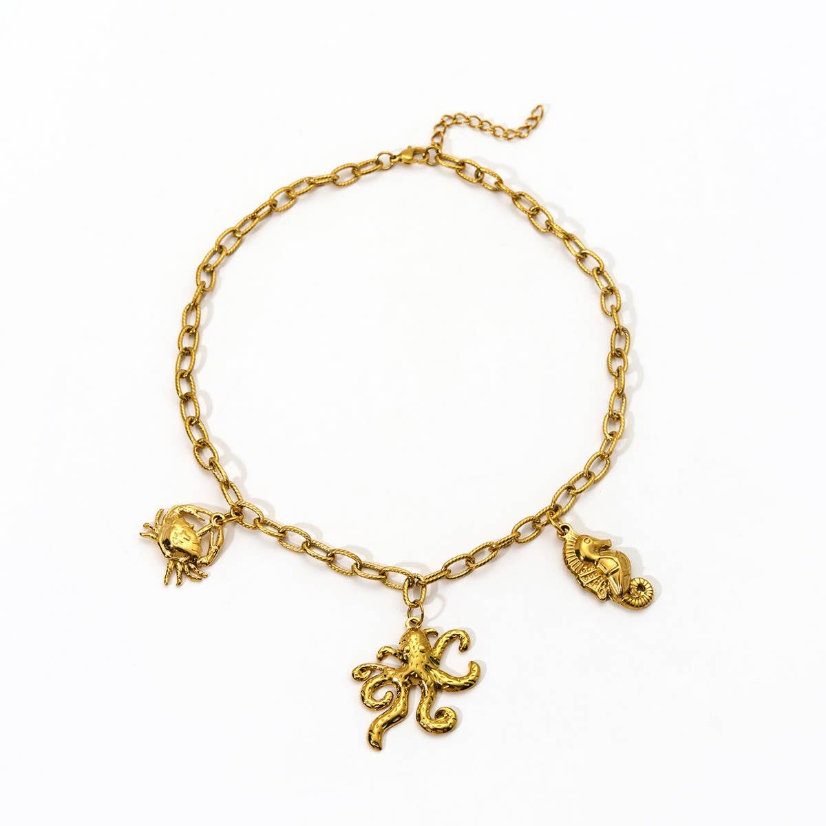 OCEAN STYLE NECKLACE WITH SEA ANIMAL CHARMS_CWMM8807