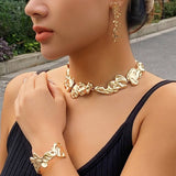 Wrinkled Metal Irregul Vintage Necklace Set_Cwmm3249