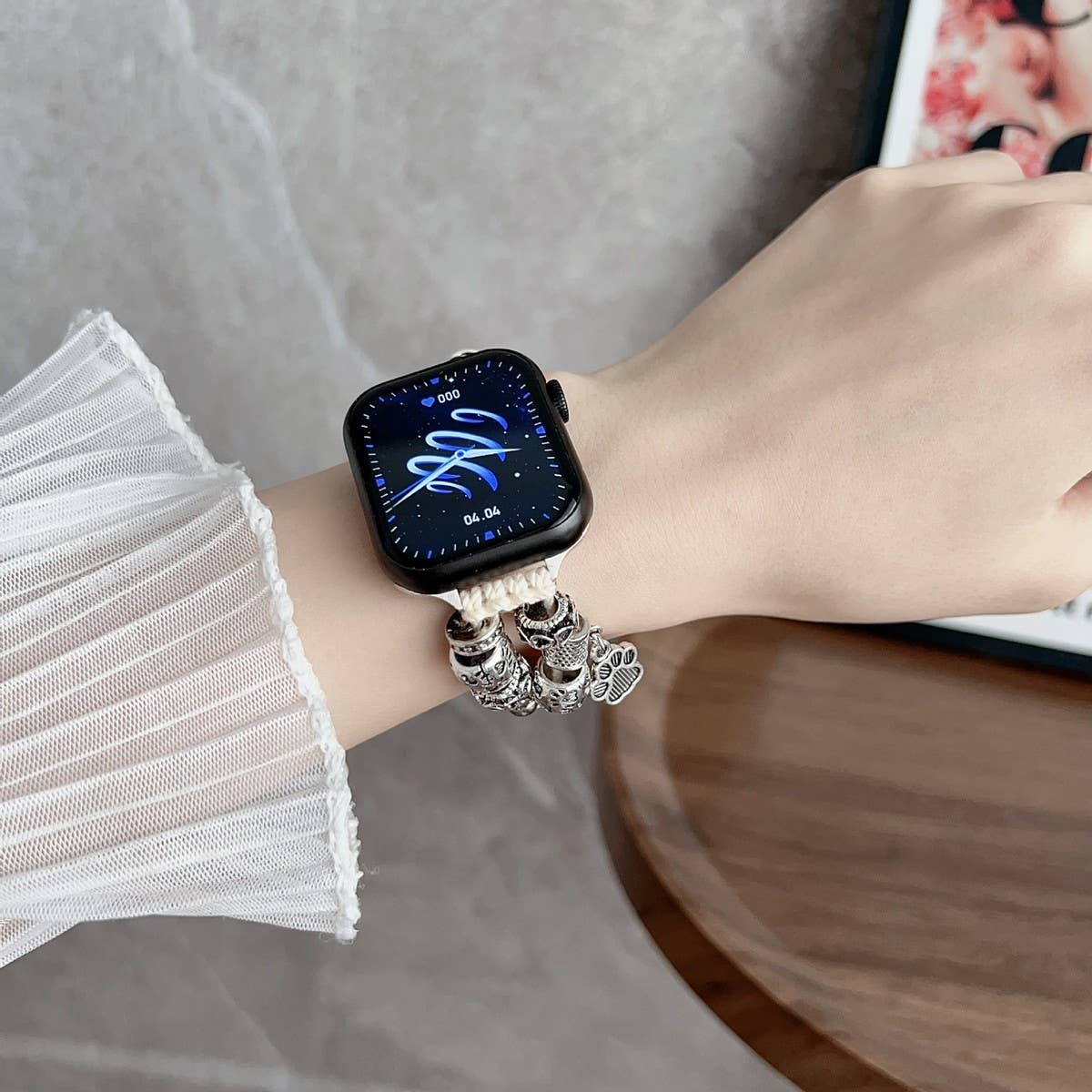 IWATCH9 1 SE DOG PAW ORNAMENT GENUINE LEATHER STRAP_CWWW0060