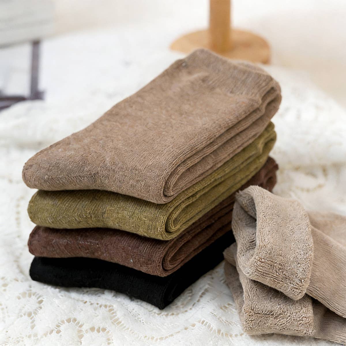 Thick Solid Wool Terry Crew Floor Socks_Cwms03363