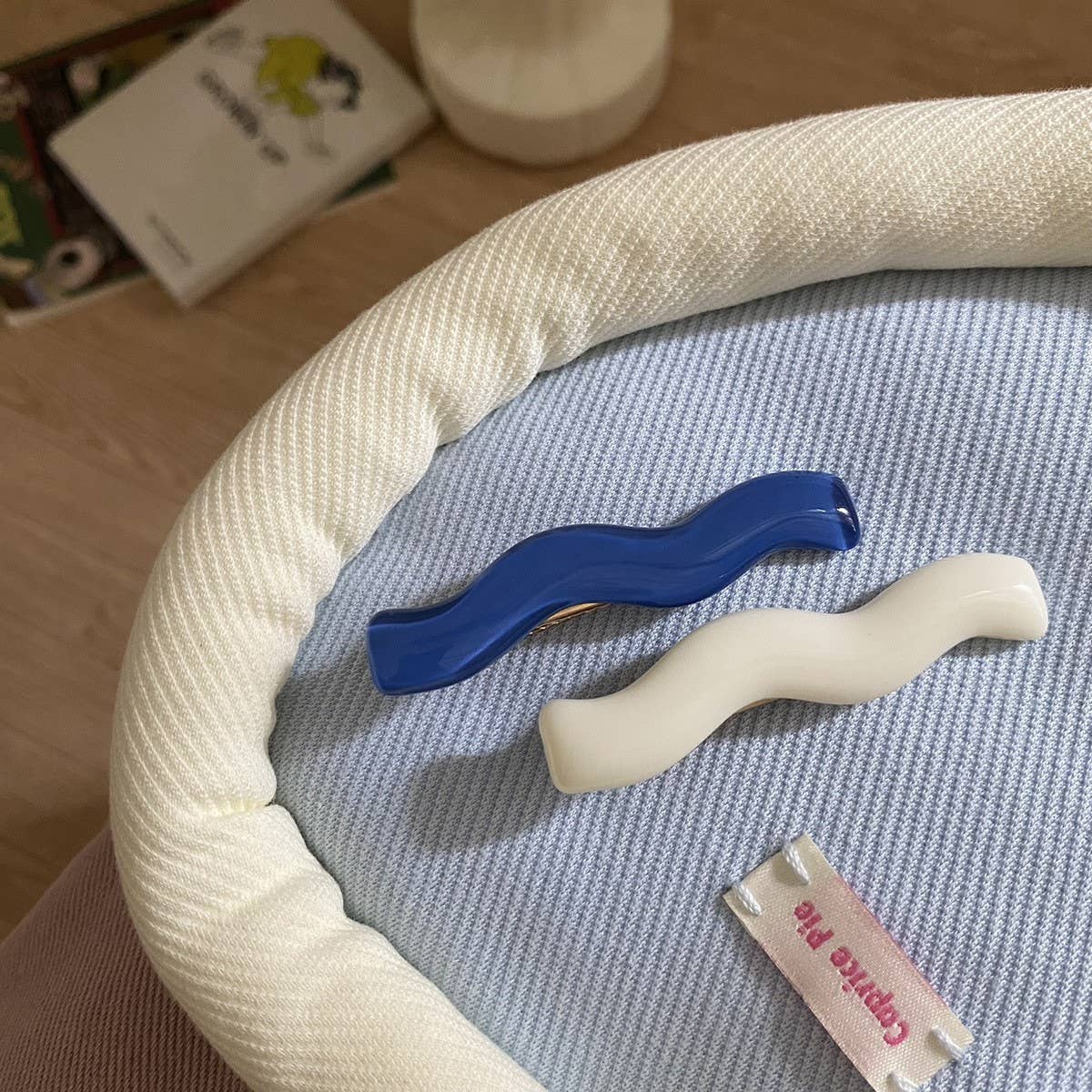 CANDY COLOR ACRYLIC WAVE HAIR CLIP SIDE BANG PIN_CWAHA1289