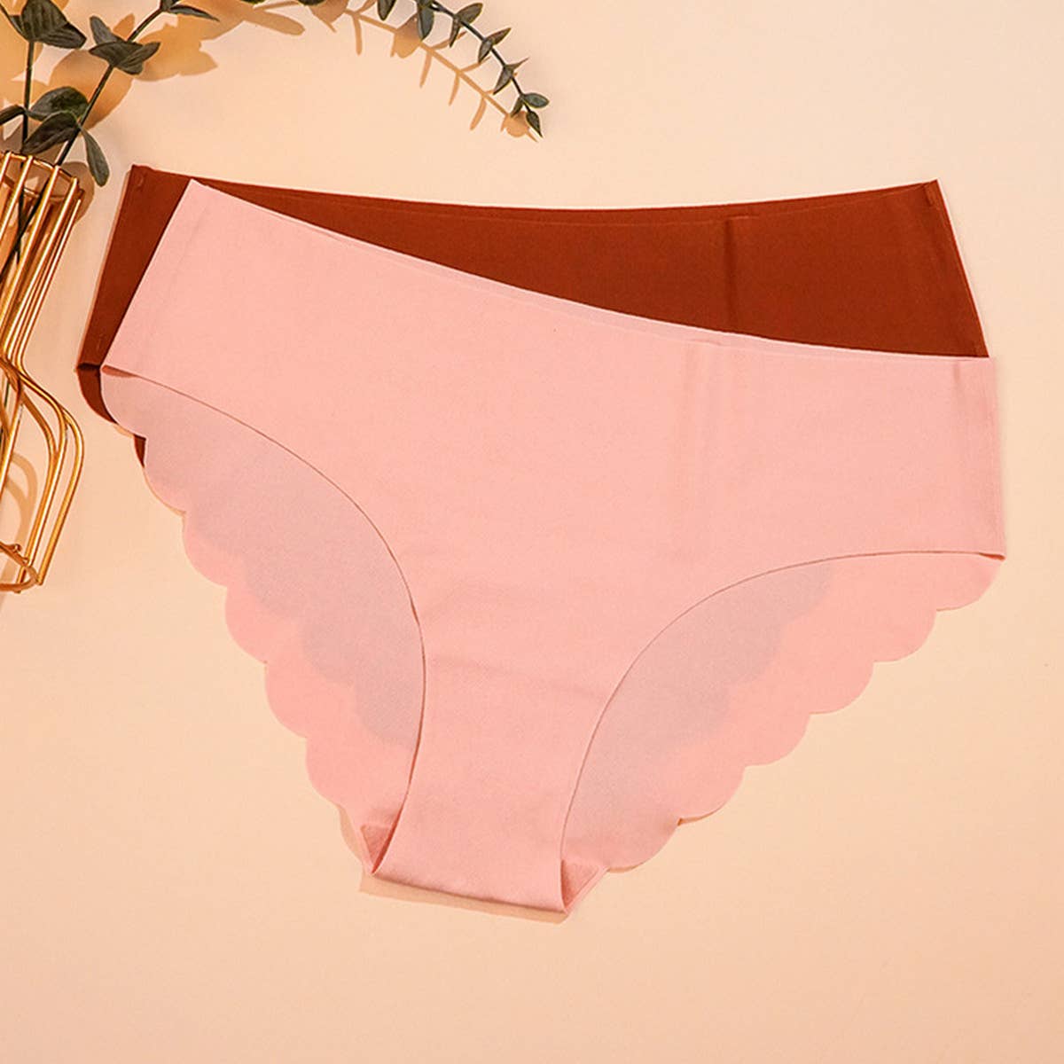 SEAMLESS ICE SILK WAVY LACE UNDERWEAR_CWMU0273