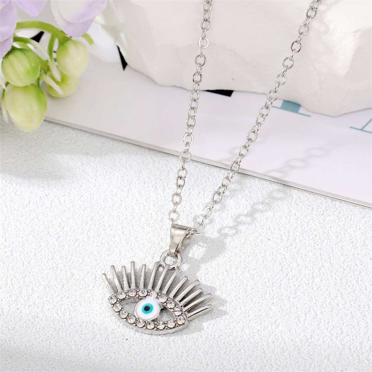 FASHIONABLE EVIL EYE DIAMOND NECKLACE_CWAJE2444