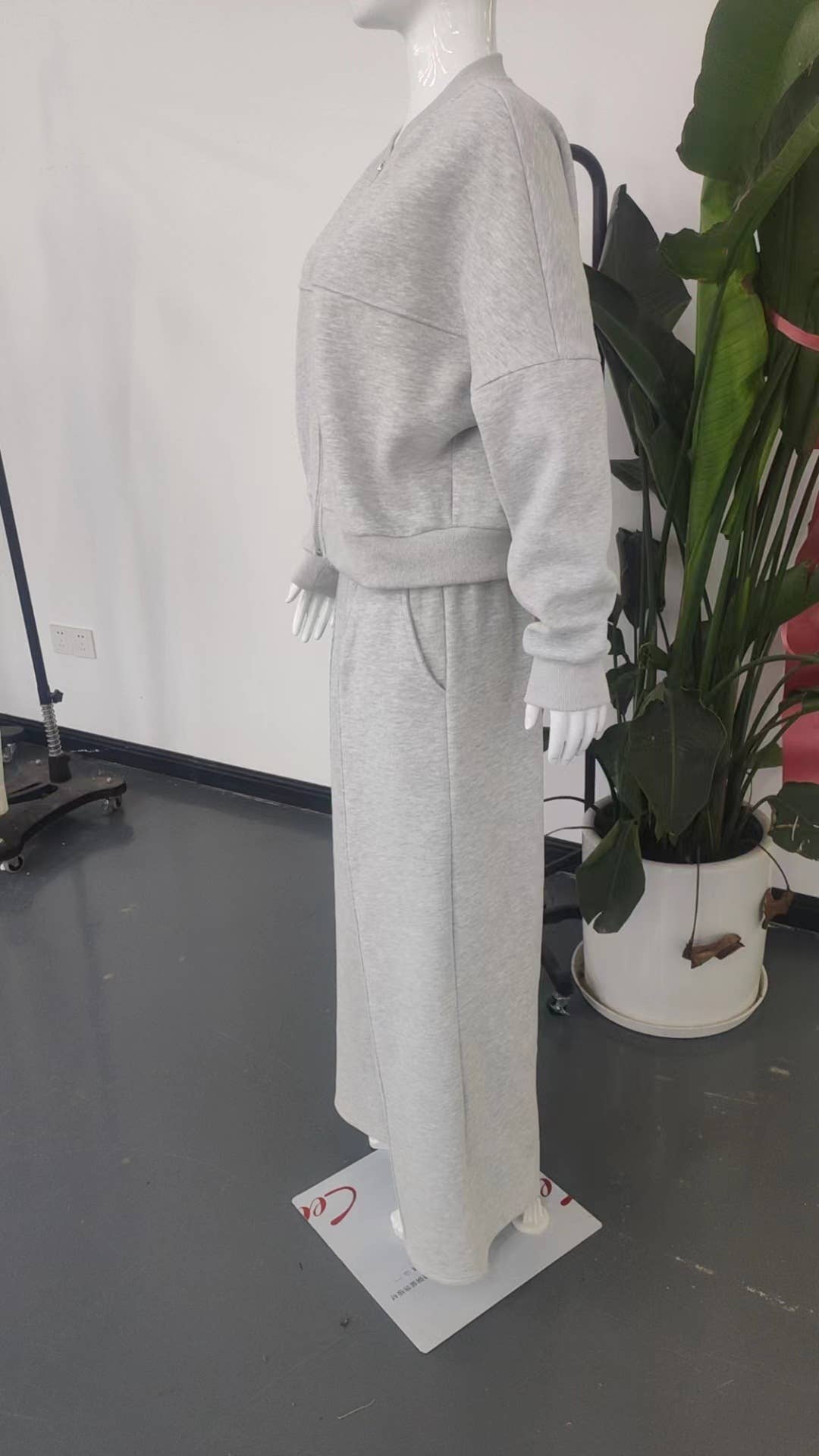 Zipper Cardigan Straight-Leg Sport Pants Set