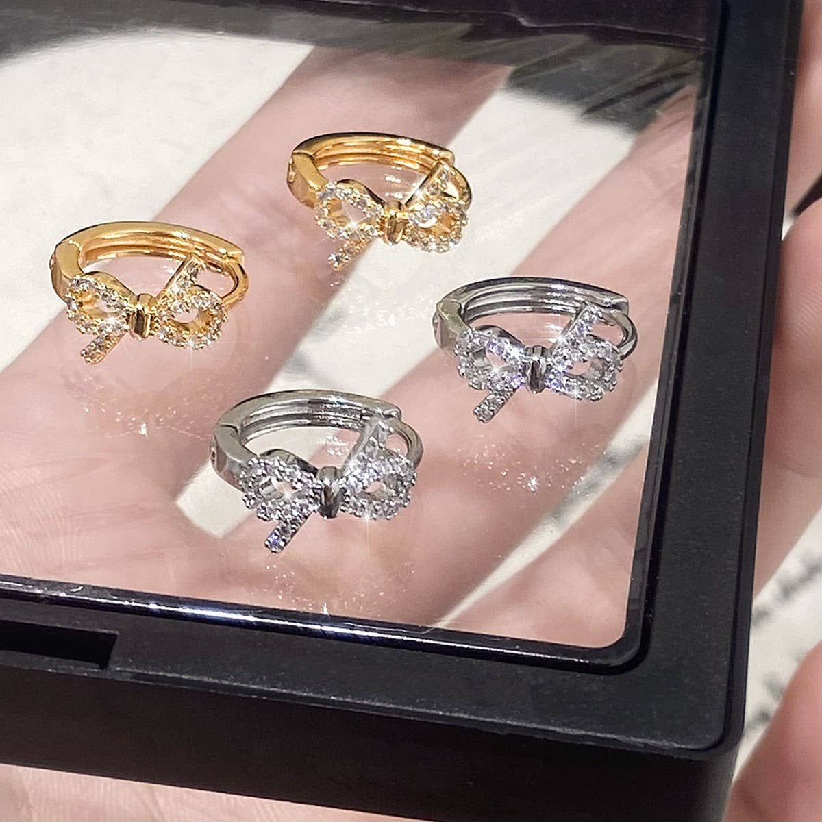 MICRO INLAID ZIRCONIA BOWKNOT TEMPERAMENT EARRINGS_CWAJE2996