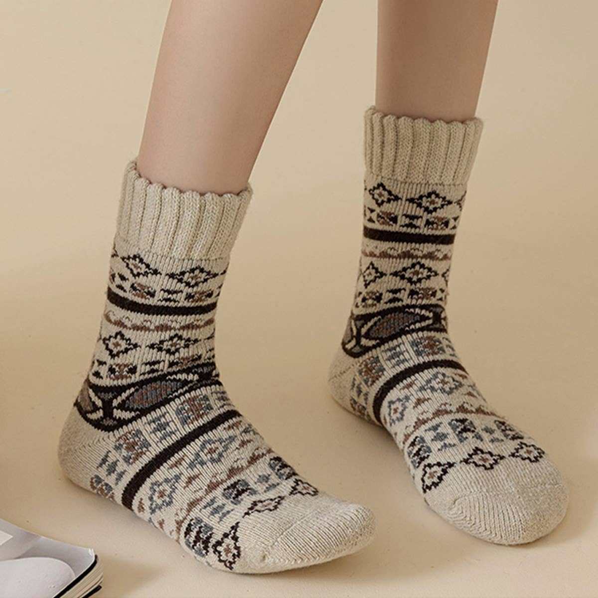 Ultra-Thick Fleece Warm Retro Slouch Socks_Cwms03158
