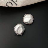 ADVANCED ROUND RESIN STONE EARRINGS_CWAJE2046