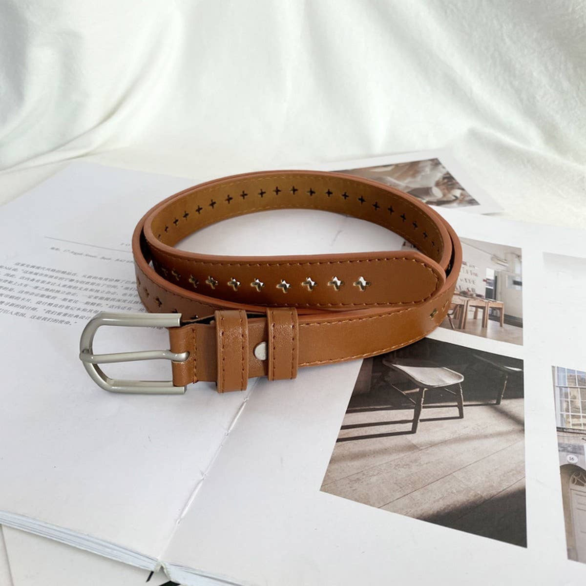 FASHION RETRO HOLLOW SIMPLE WOMENS BELT_CWABE0665