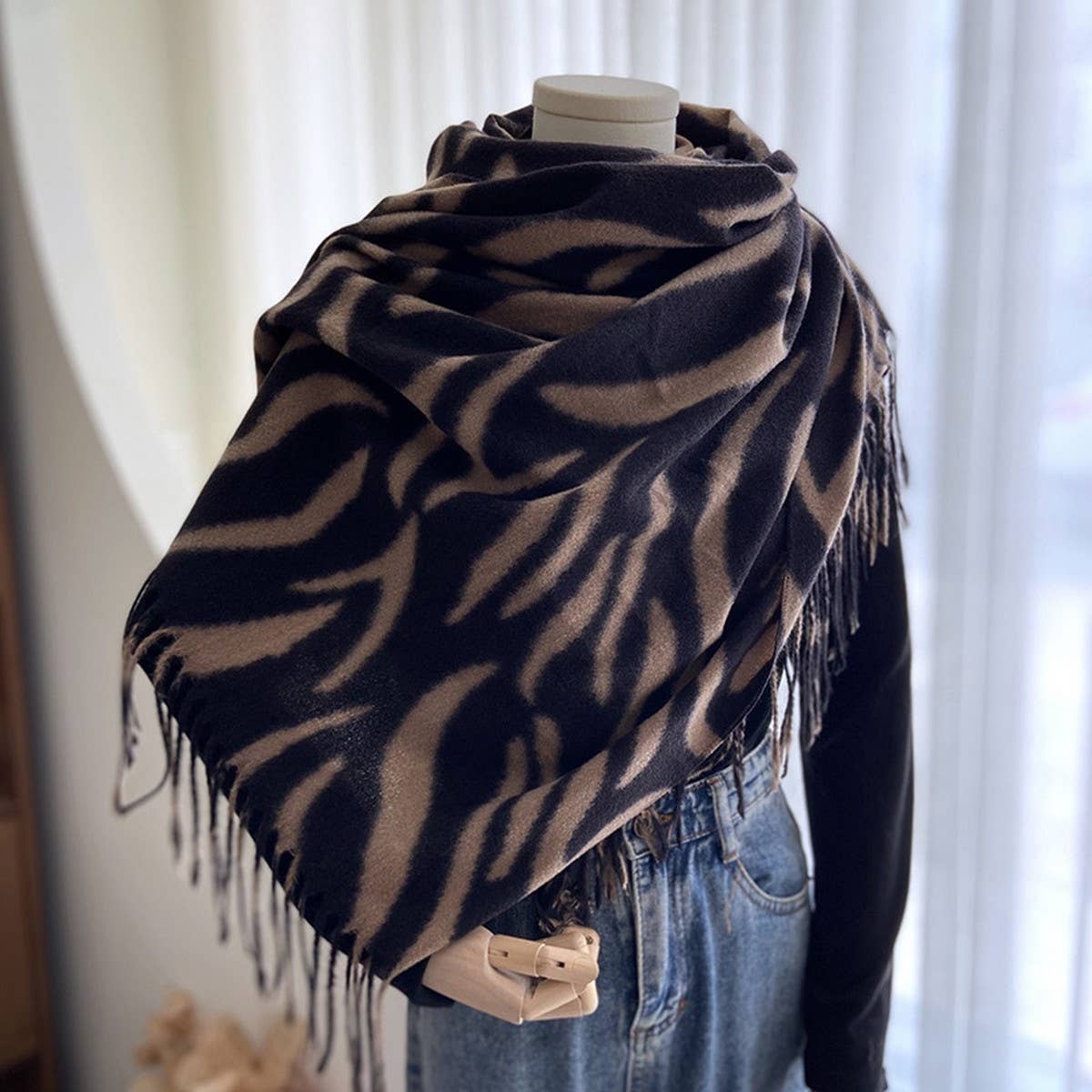 STRIPED PRINT FAUX CASHMERE SCARF FOR WINTER_CWASC1472