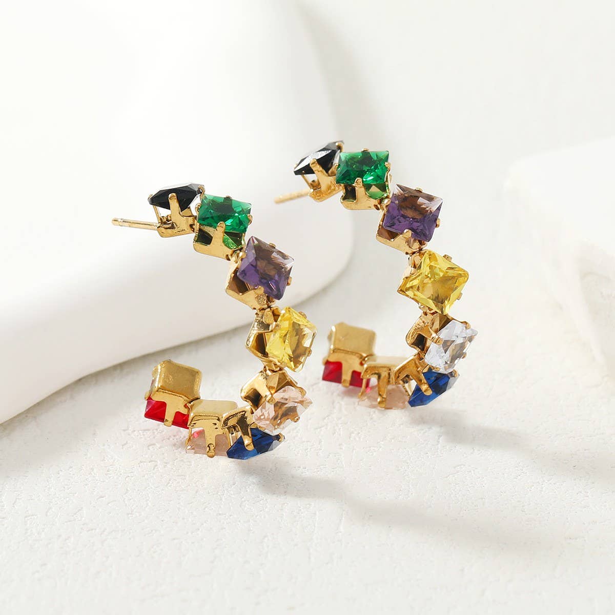 LIGHT LUXURY C SHAPED DIAMOND EARRINGS_CWMM3668