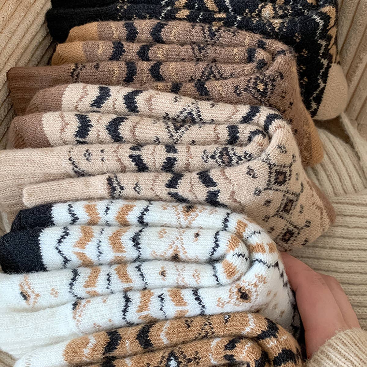 Extra Thick Wool Fair Isle Winter Socks_Cwms03218