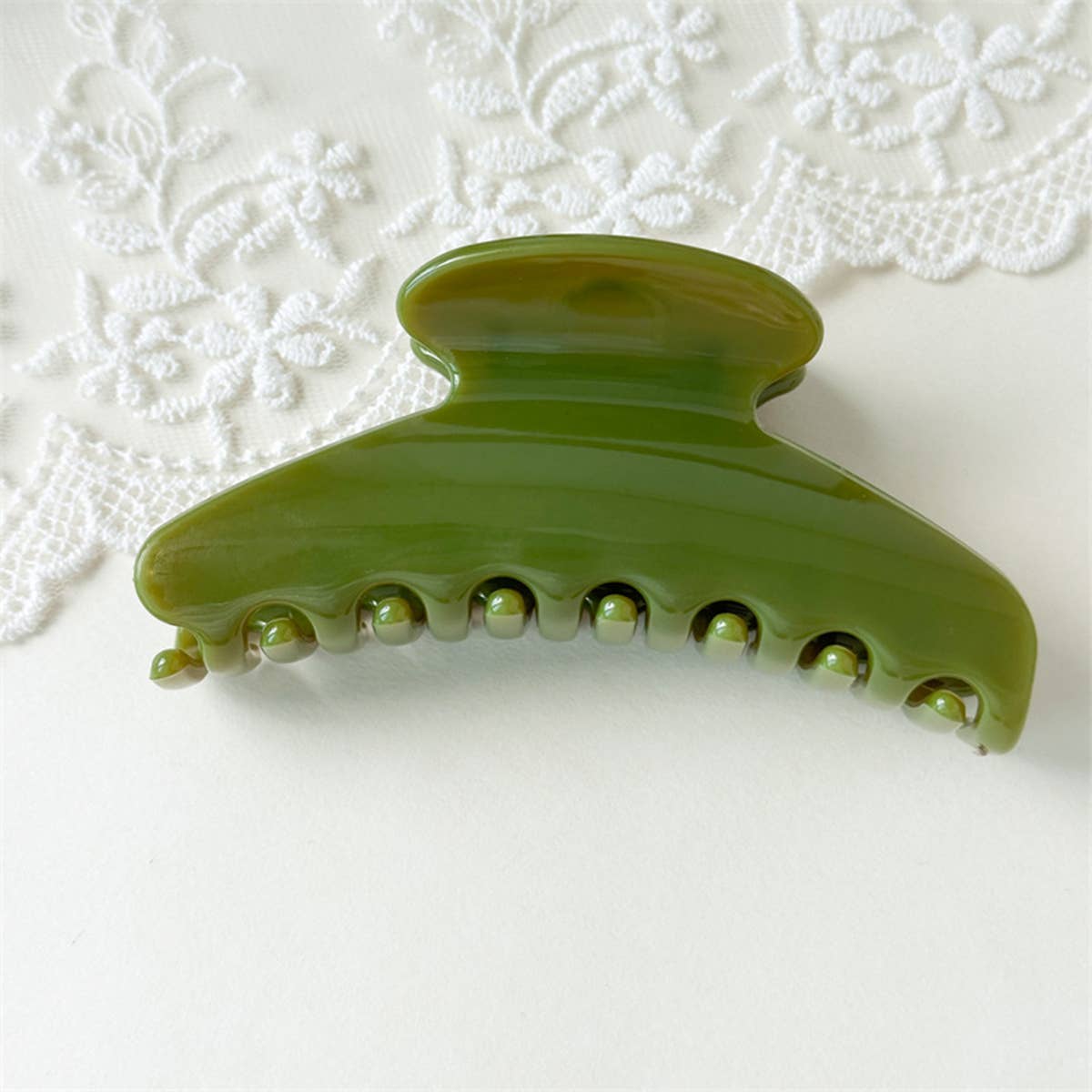 Elegant Glossy Fan Hair Clip Vintage Simple Style_Cwaha07517
