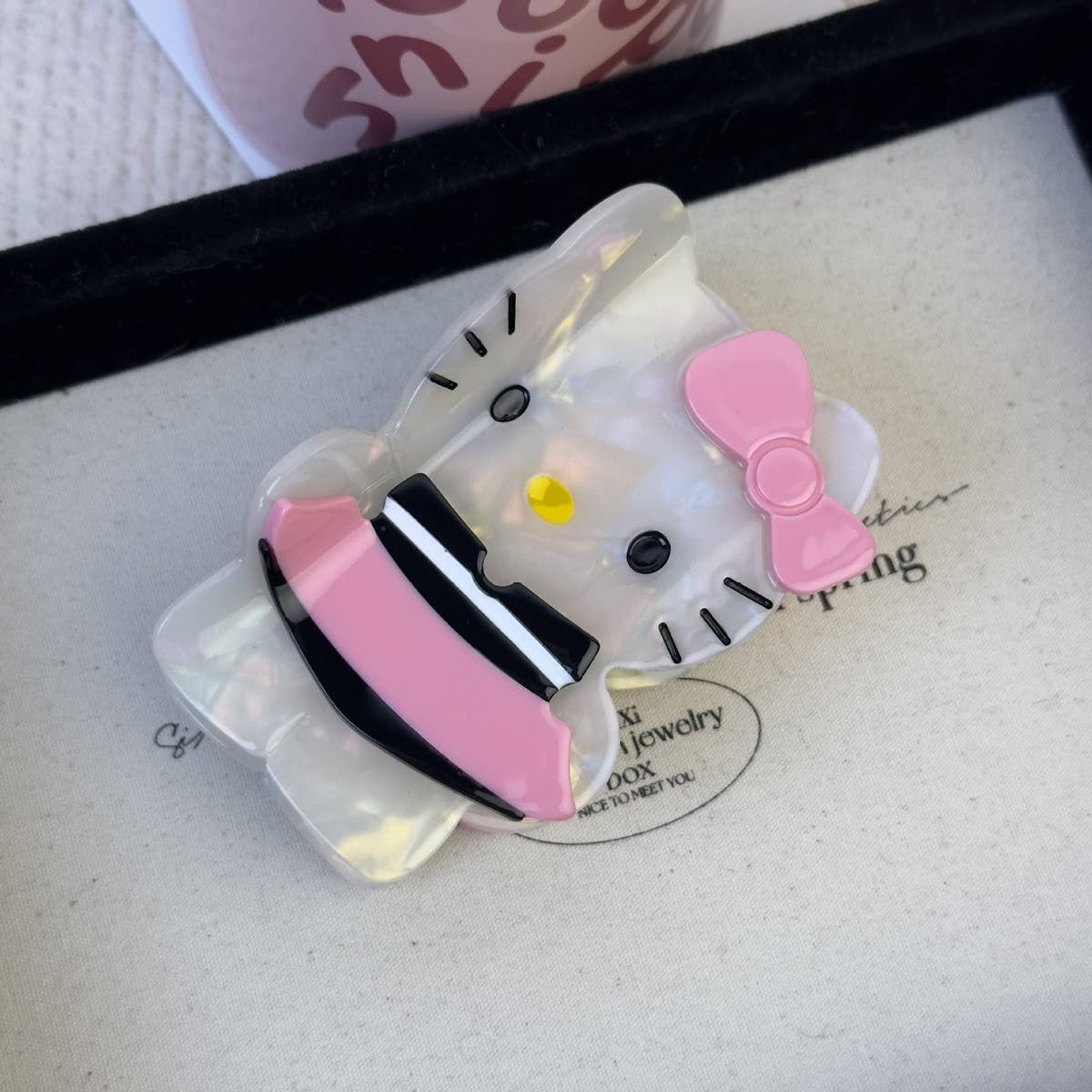 Small Fresh And Sweet Cartoon Cat Scratching Clip_Cwaha3954