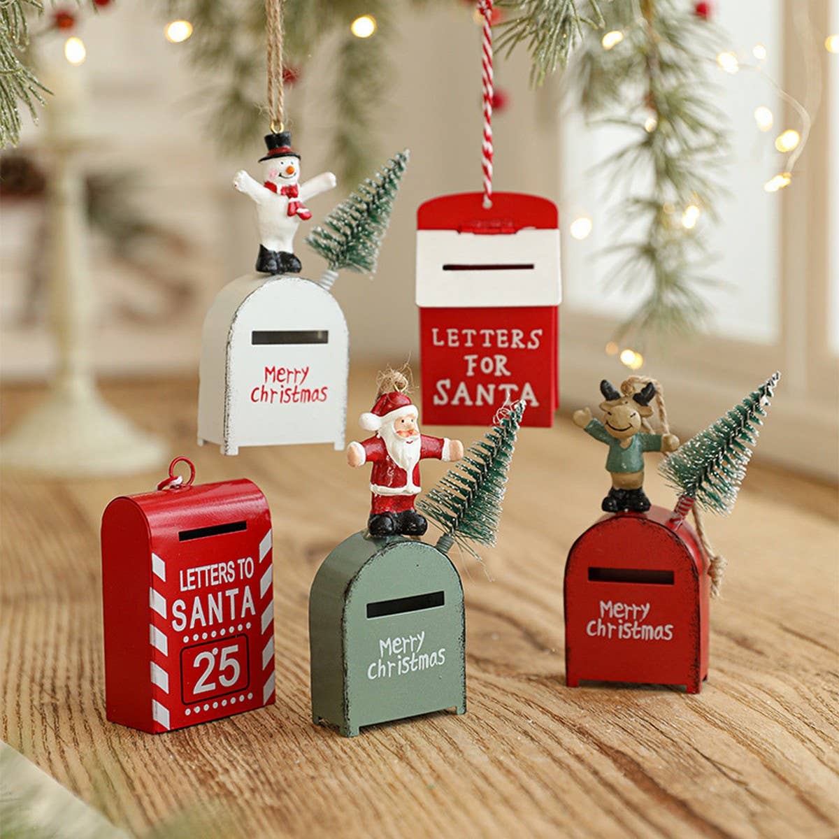 IRON PAINTED MAILBOX VINTAGE CHRISTMAS HANGING_CWMM9780