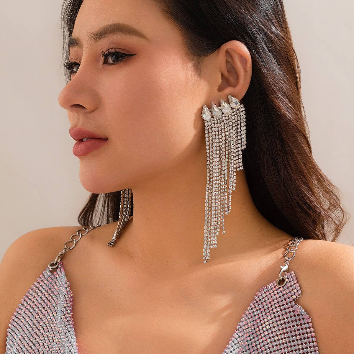 FRENCH STYLE TASSEL RHINESTONE EARRINGS_CWAJE1140