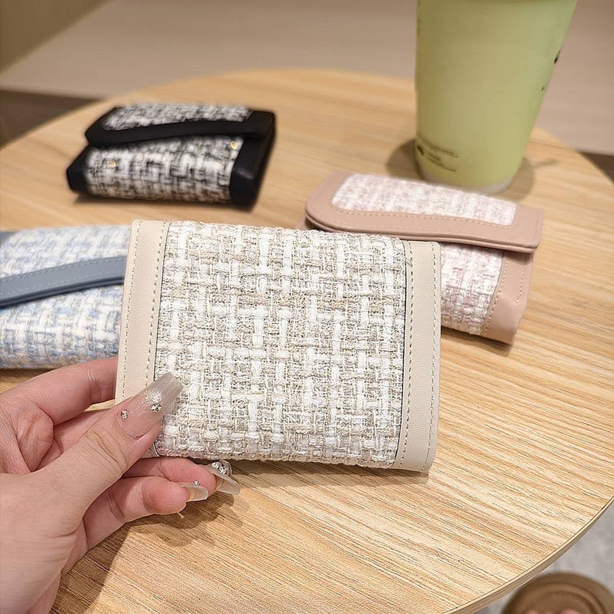 Simple Tweed Panel Trifold Wallet_Cwab06223