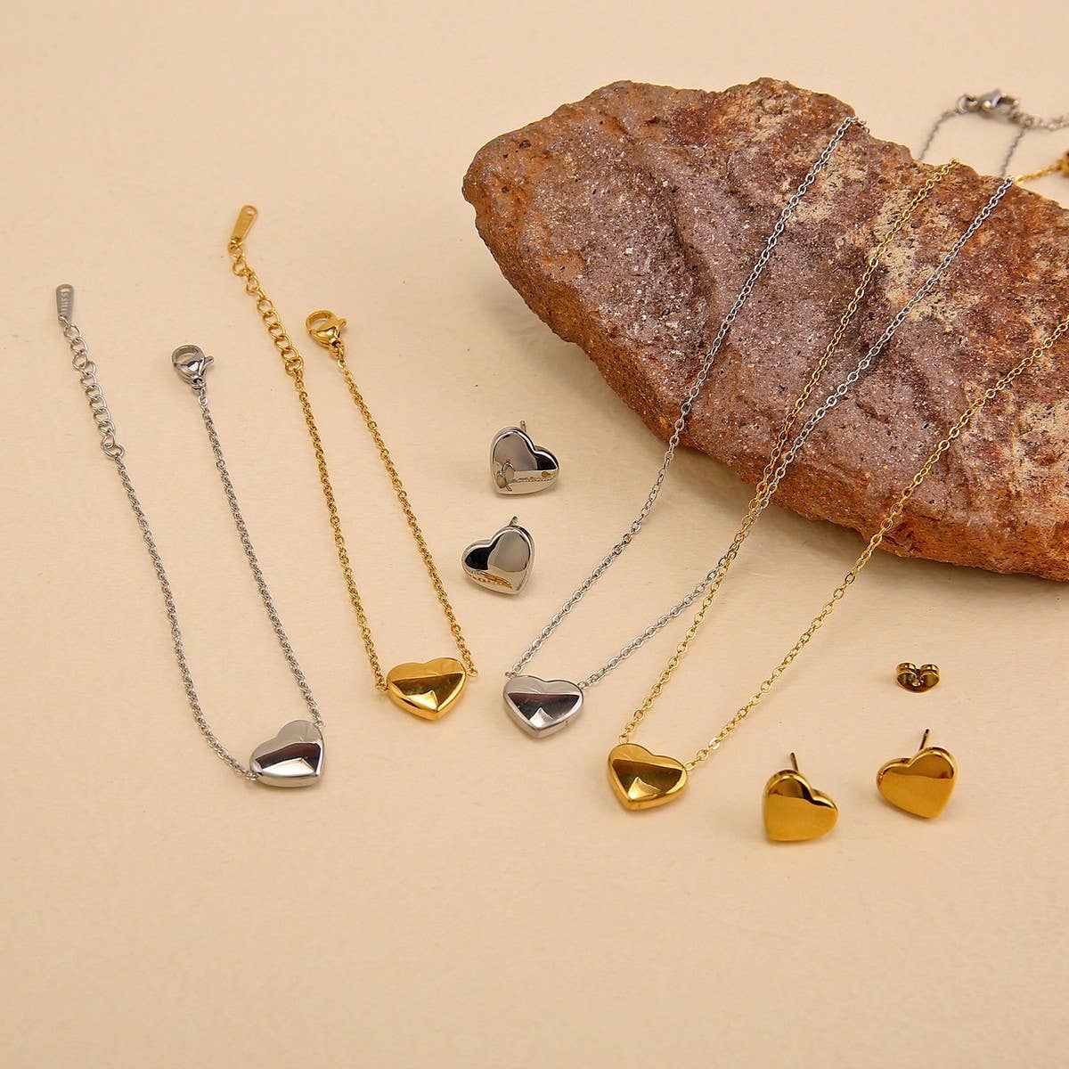 Womens Stainle Steel Heart Jewelry 3-Piece Set_Cwmm8880