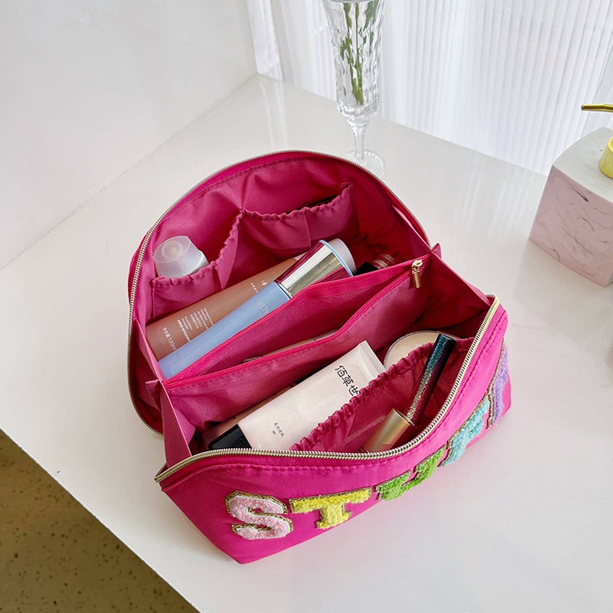 NYLON HAND HELD FLOCKING LETTER COSMETIC BAG_CWAB4383