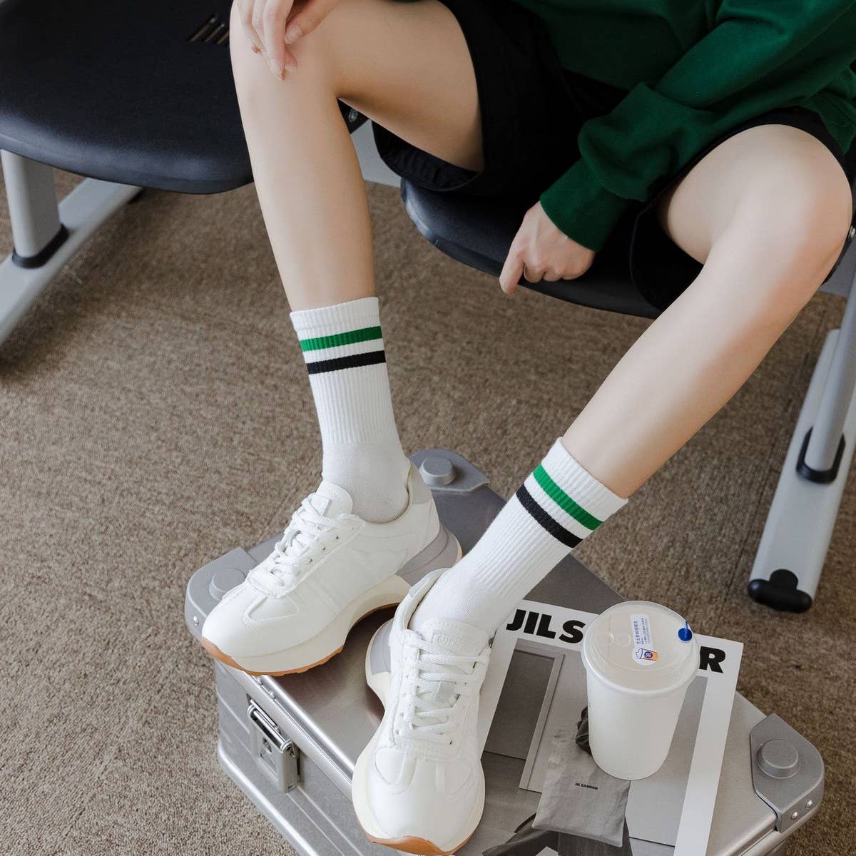 2024 NEW LETTER EMBROIDERY MIDDLE SOCKS_CWMS0918