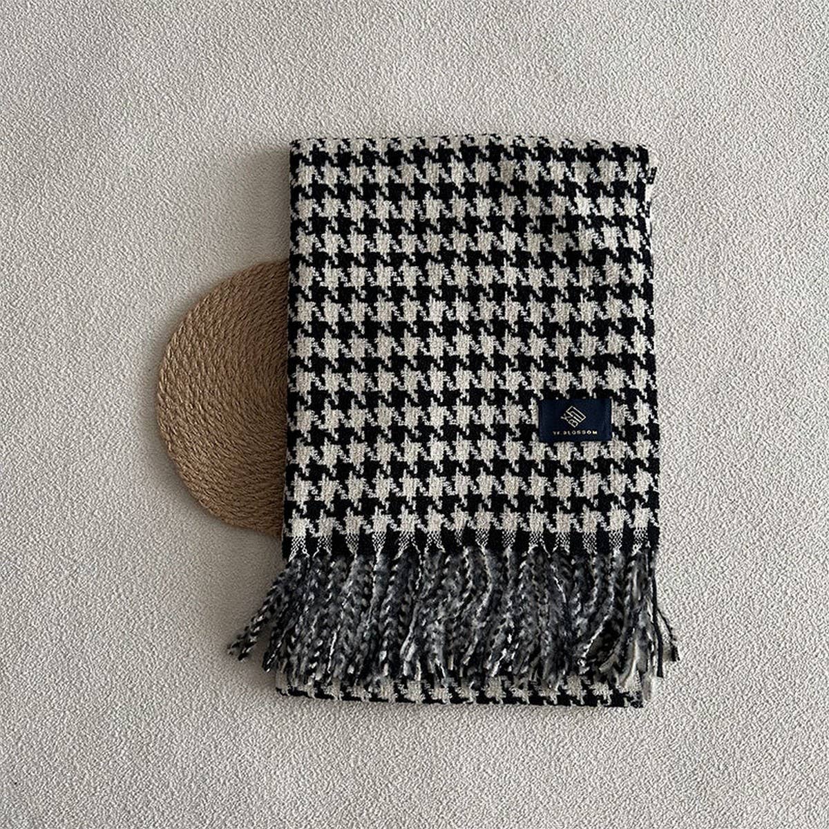 REVERSIBLE HOUNDSTOOTH SCARF SOFT WINTER WRAP_CWASC2330