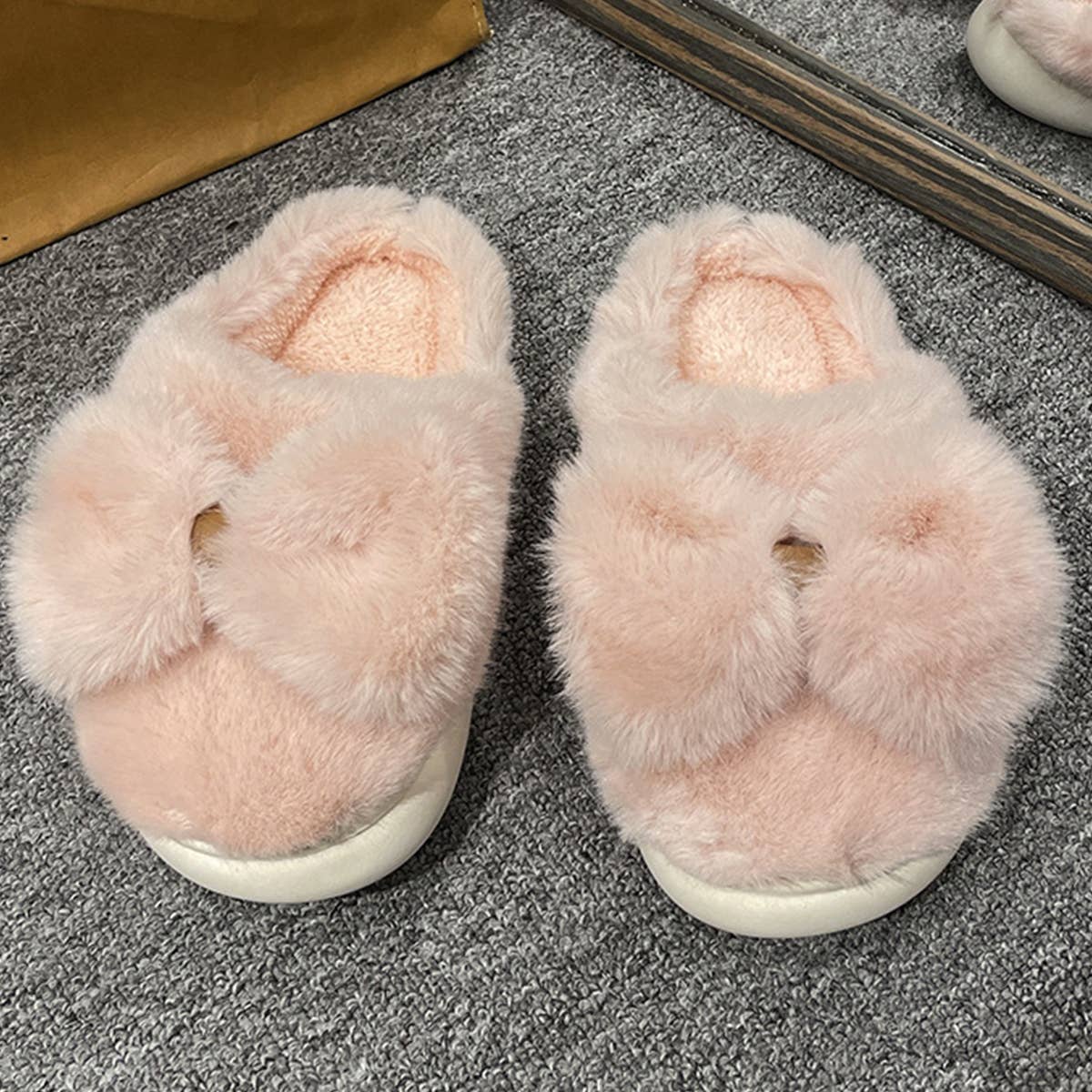 Women Winter Bow Fluffy Slippers_Cwshs0377