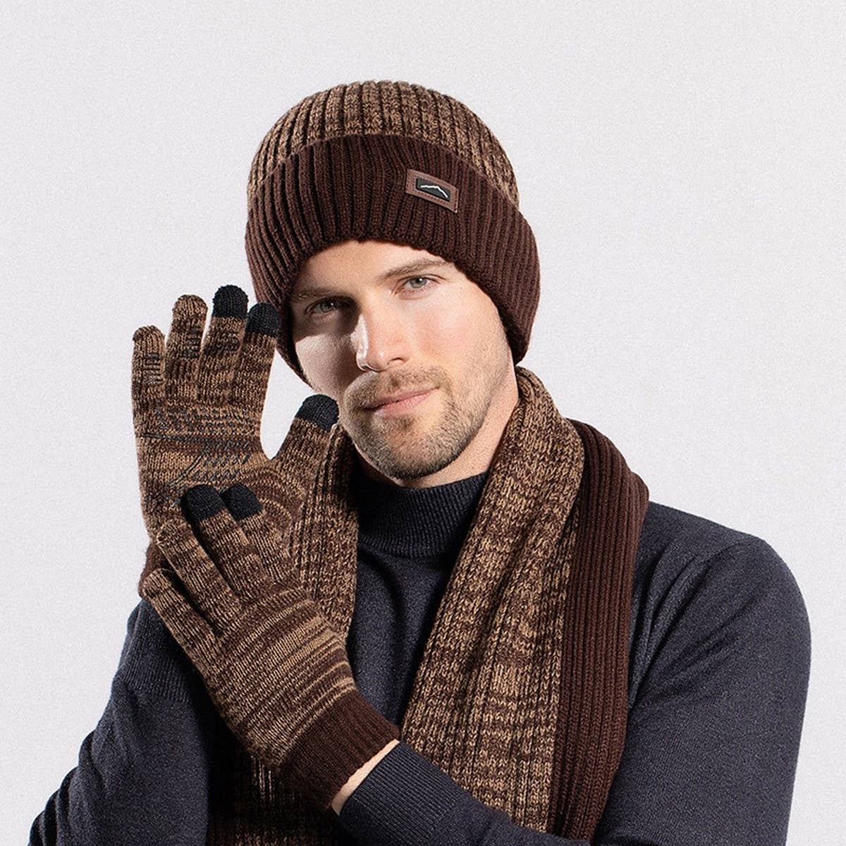OUTDOOR WARM GLOVES AND SCARF THREE PIECE SET_CWASC1138