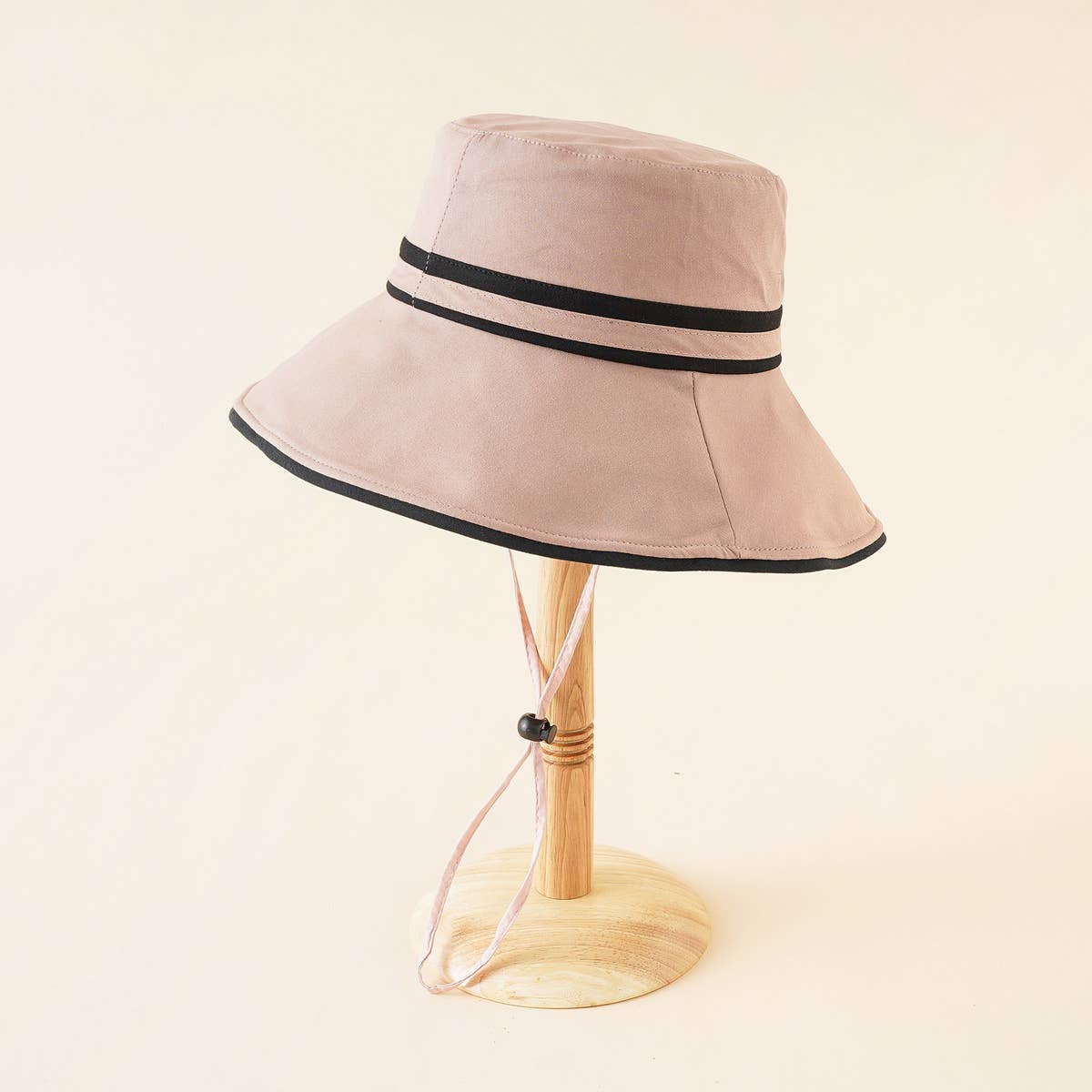 SIMPLE AND ELEGANT SUNSHADE BUCKET HAT_CWAH1422